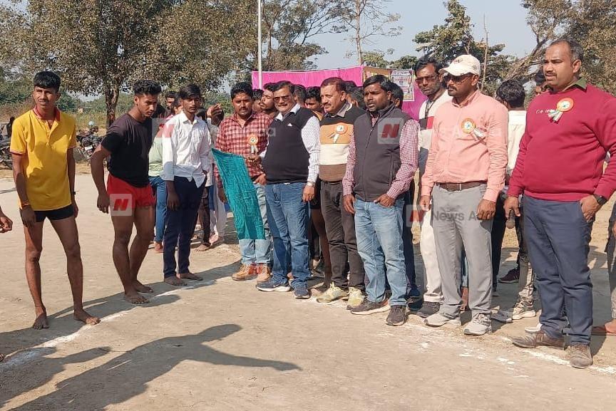 खड्डा: ब्लाक स्तरीय खेलकूद प्रतियोगिता के दौड़ में आर.जी मार्डन करदह की छात्राओं ने मारी बाजी