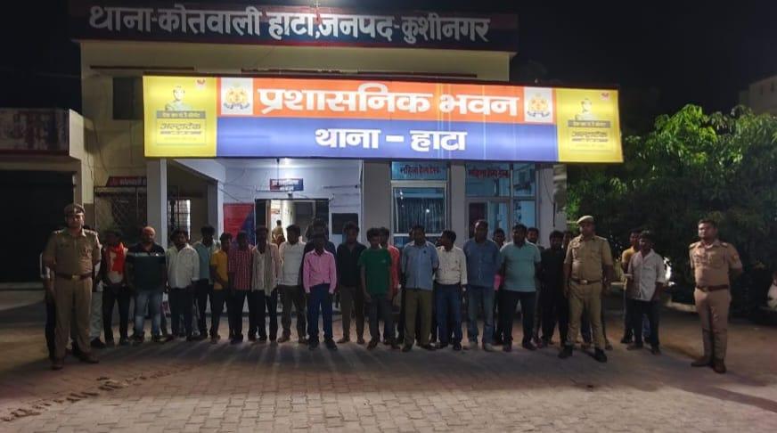 आपरेशन एंटी चियर्स के तहत खुले में शराब पीने वाले31लोग गिरफ्तार 