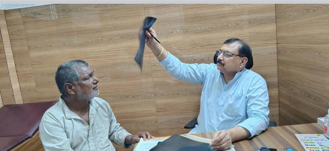“आपका स्वास्थ्य, हमारी प्राथमिकता” : विधायक डॉ. असीम कुमार राय की पहल ने जीता लोगों का दिल
