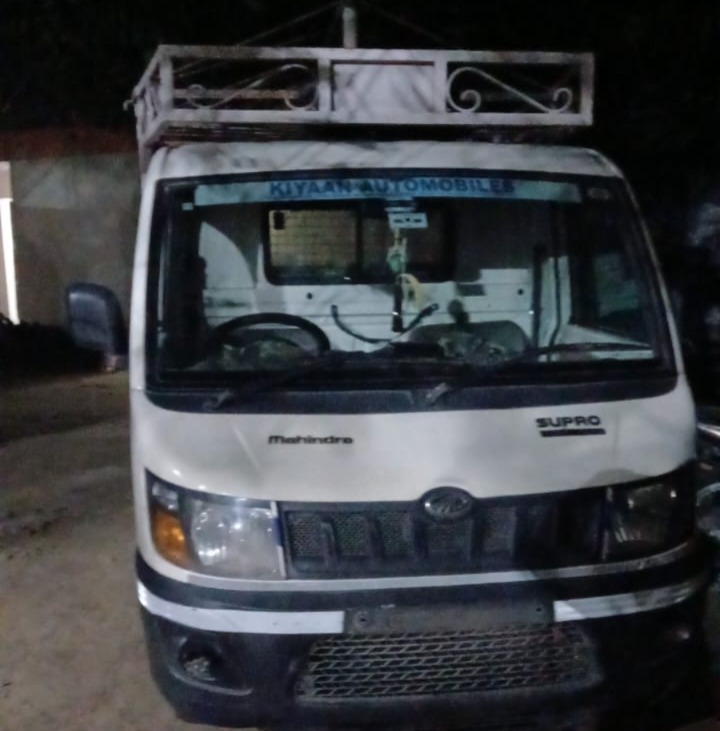 तुर्कपट्टी : पिकप से तीन गो बंश बरामद,एक गिरफ्तार