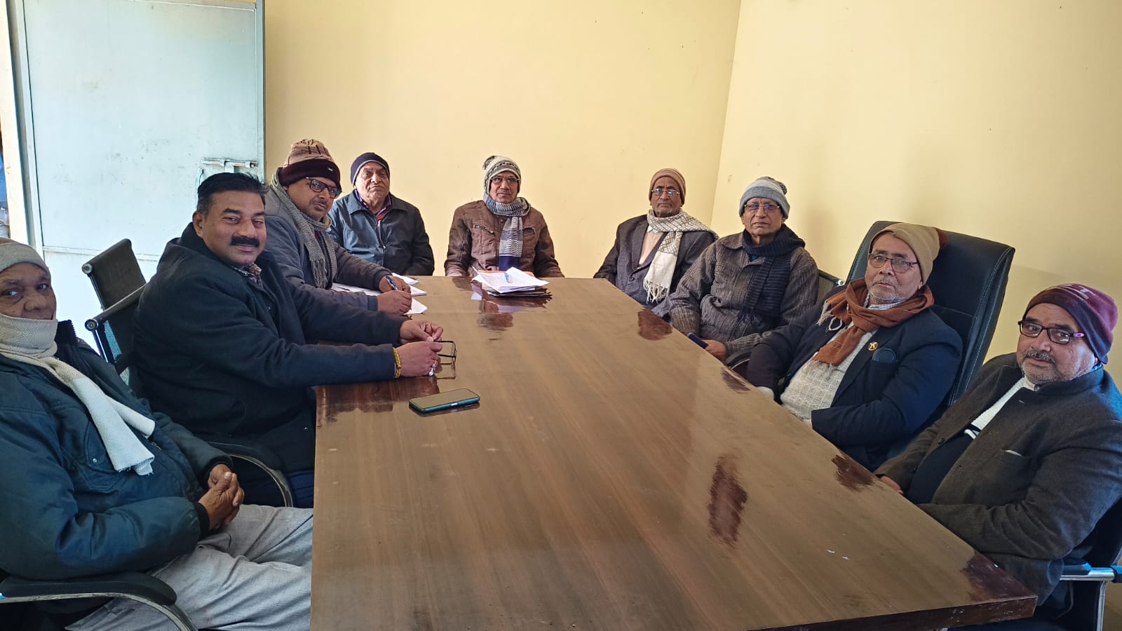 बार संघ तमकुहीराज चुनाव में अध्यक्ष, वरिष्ठ उपाध्यक्ष व महामंत्री पद पर मुकाबला तय, 16 जनवरी को होगा मतदान