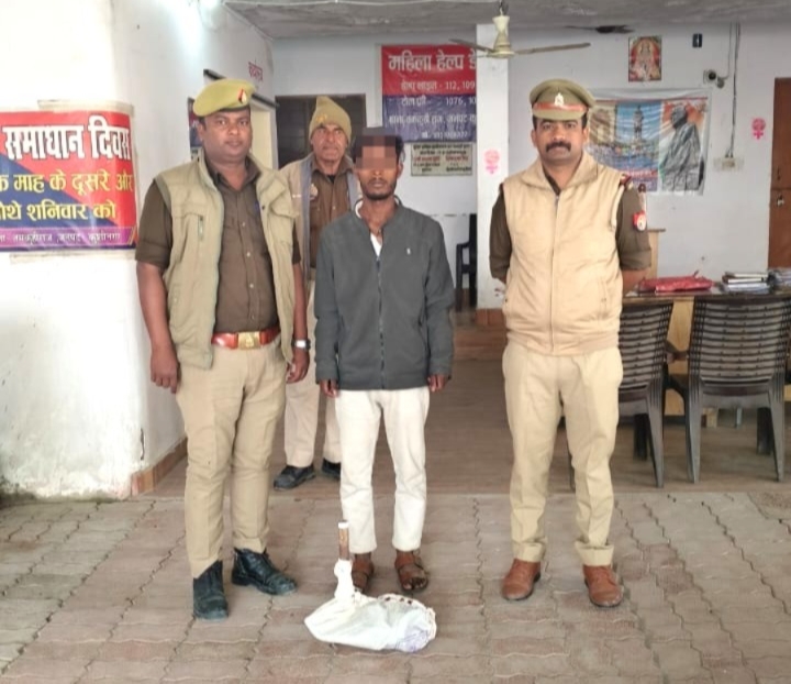 तमकुहीराज : चौबीस घंटे में चोरी का खुलासा टुल्लू पम्प के साथ अभियुक्त गिरफ्तार