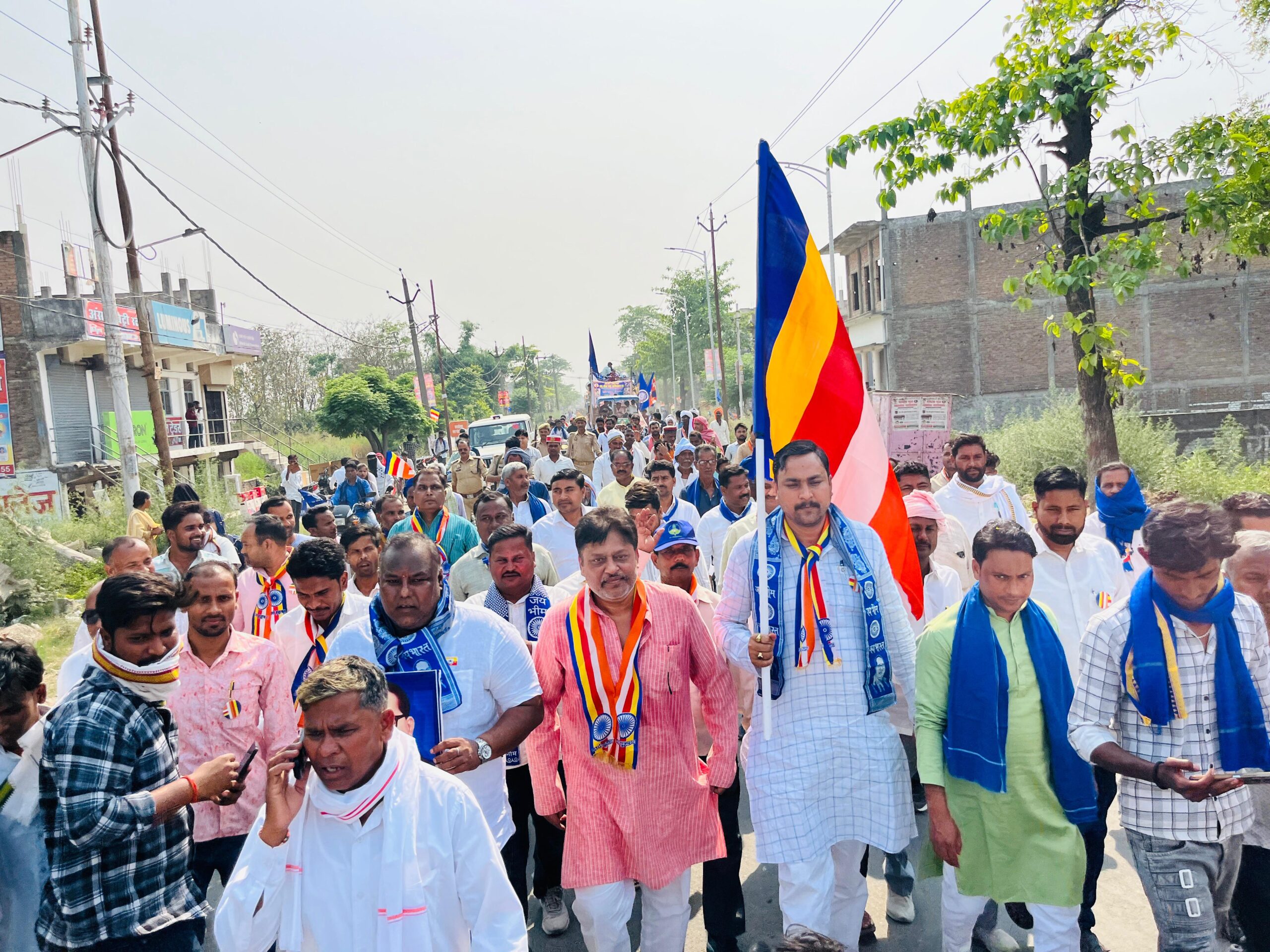 भव्य शोभायात्रा निकालकर मनाई बाबा साहेब की जयंती, जय भीम के नारों से गुंजा शहर