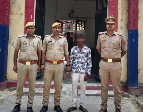 “कलयुगी बाप बना कातिल: 6 माह के मासूम का गला दबाकर उतारा मौत के घाट, तीन दिन में हुआ गिरफ्तार”