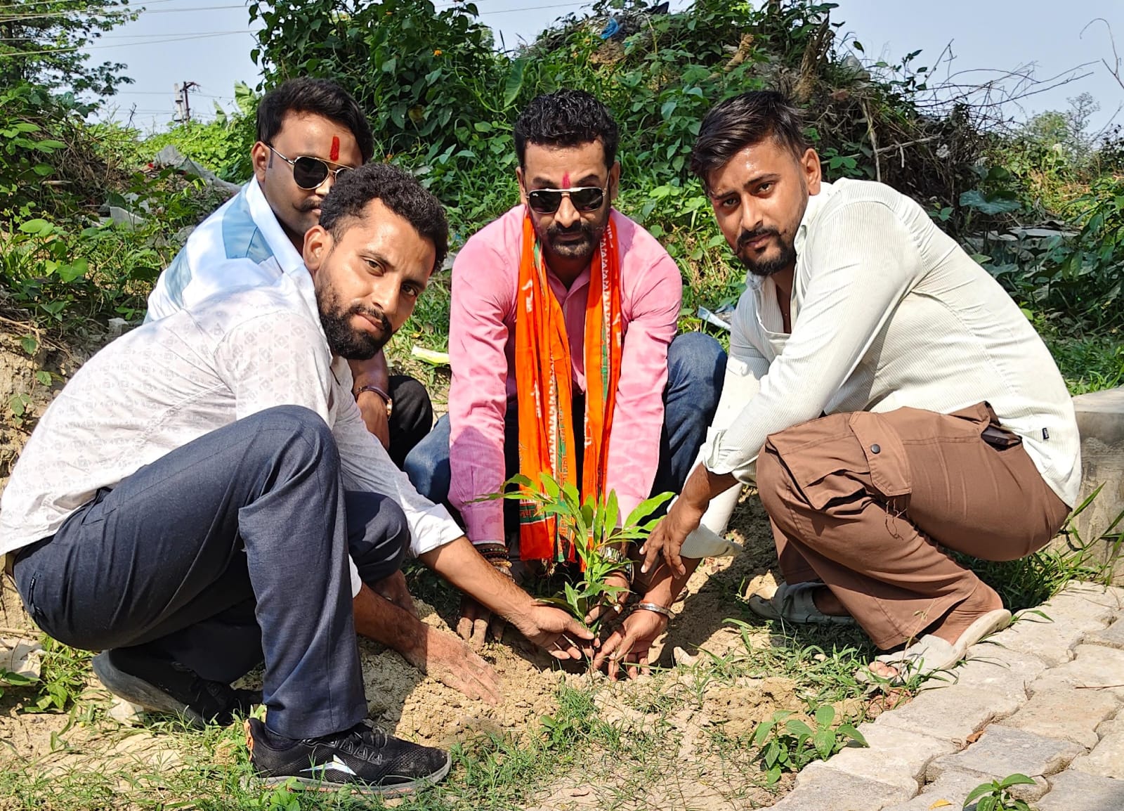 योगी के जन्मदिवस पर हरियाली का संकल्प :नीरज सिंह बिट्टू