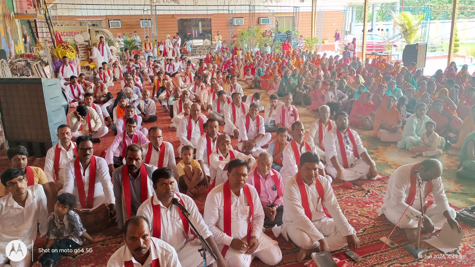 भीषण गर्मी में भी उमड़े मां के भक्त, हाटा में संपन्न हुई जिलास्तरीय मासिक महाआरती