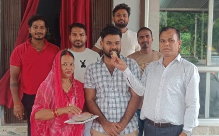 फॉरेन मेडिकल ग्रेजुएट परीक्षा में आलोक गुप्ता ने सफलता हासिल कर क्षेत्र का किया नाम रोशन