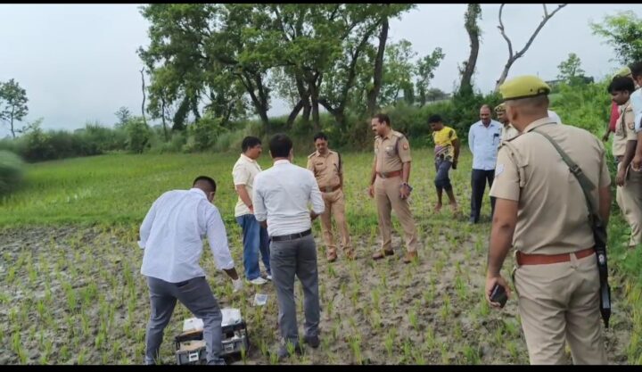 खेत में खून से लथपथ मिली युवक की शव, कुशीनगर में सनसनी