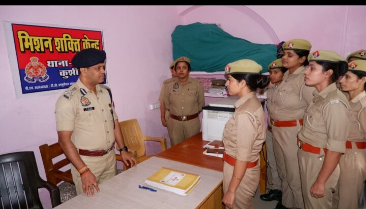 डीआईजी गोरखपुर रेंज ने किया थाना पटहेरवा का औचक निरीक्षण, अभिलेखों व व्यवस्थाओं को परखा
