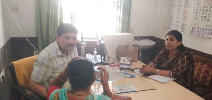 सीएचसी प्रभारी कप्तानगंज ने न्यू पीएससी बोदरवार का लिया जायजा, संबंधित को दिया दिशा निर्देश