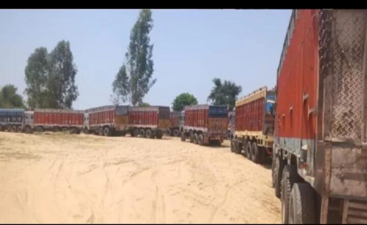 बिहार बॉर्डर पर ‘बालू-मोरंग सिंडिकेट’ की कमर तोड़ने में जुटी पुलिस! एक्शन में कुशीनगर पुलिस—254 चालान, 92 वाहन सीज, 6 एफआईआर से अवैध कारोबारियों में हड़कंप