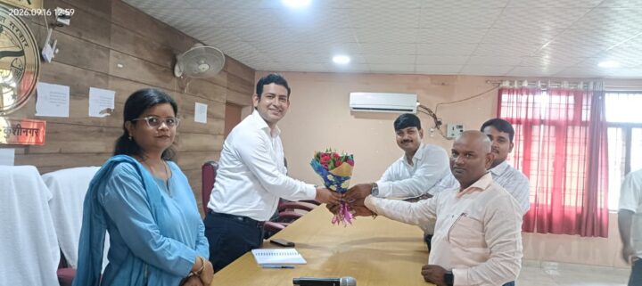 लेखपाल संघ ने नवागत उपजिलाधिकारी का किया स्वागत